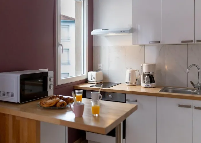 Loc Trotteur Le Pivoine Grand Confort, Gare Sncf De Apartment